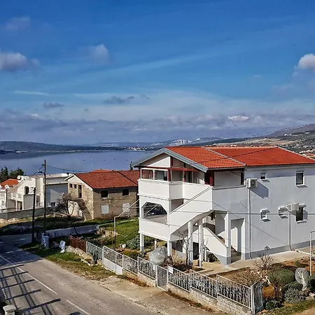 Apartman Melita Apartment *
